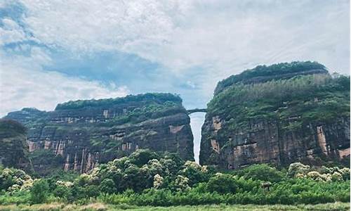 龙虎山旅游攻略_龙虎山旅游攻略一日游线路